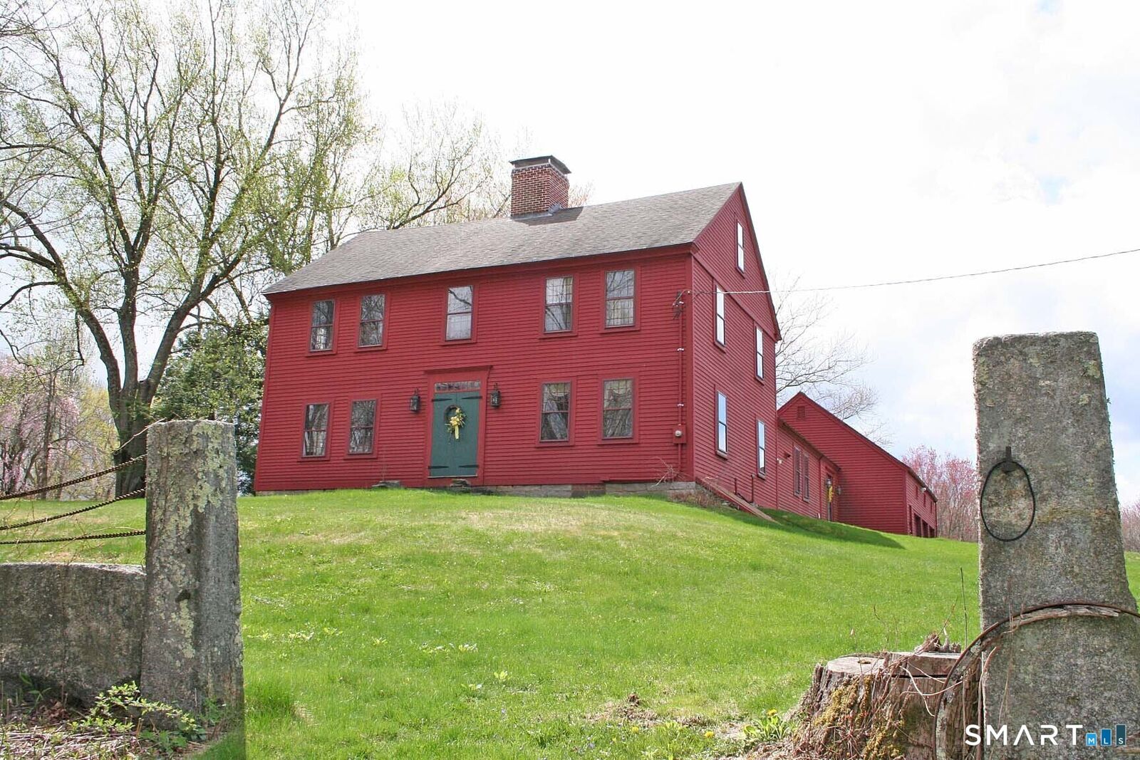 Property Photo: 355 Wall Street CT 06248