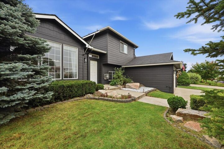 Property Photo:  7311 N Perry St  WA 99217-8720 