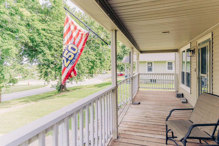 Property Photo: 808 Main Street IA 51551