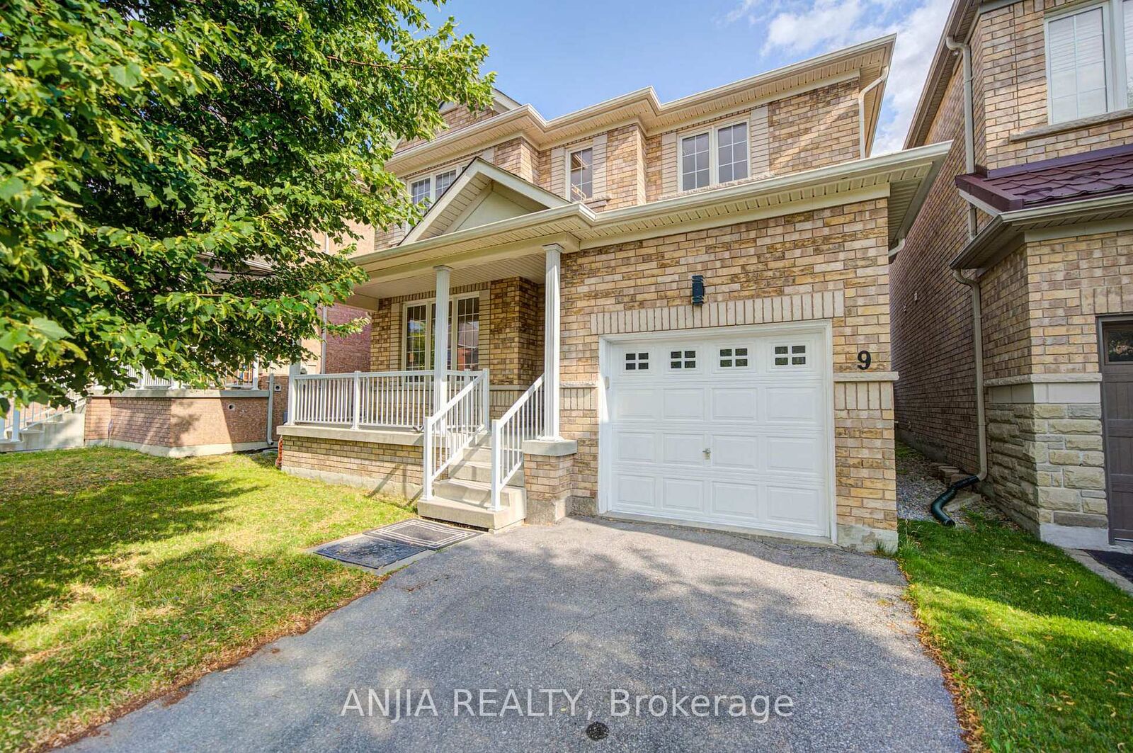 Property Photo:  9 Mimosa Street  ON L6E 1E1 