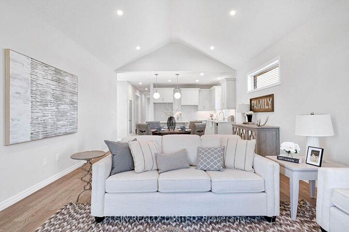 Property Photo: 18 Braun Avenue ON N4G 0K5