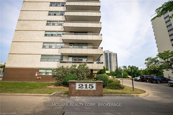 Property Photo:  215 Glenridge Avenue E 1410  ON L2T 3J7 