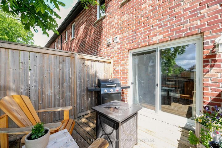 Property Photo: 292 Falcon Drive 14 ON N4T 0C1