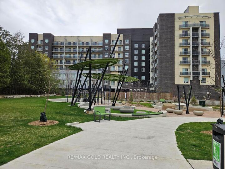 Property Photo: 280 Lester Street 623 ON N2L 0G2