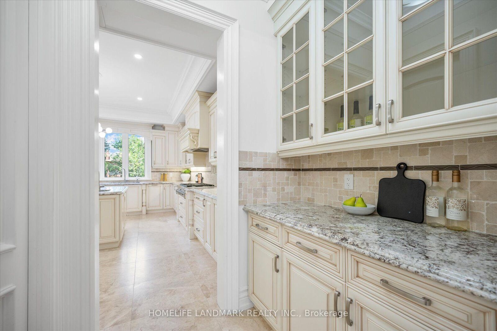 Property Photo: 92 Caines Avenue ON M2R 2L3