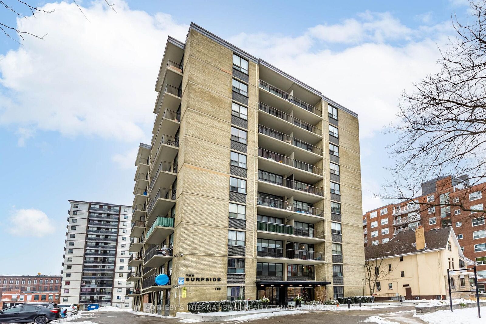 Property Photo: 135 Tyndall Avenue N0417 ON M6K 2G3