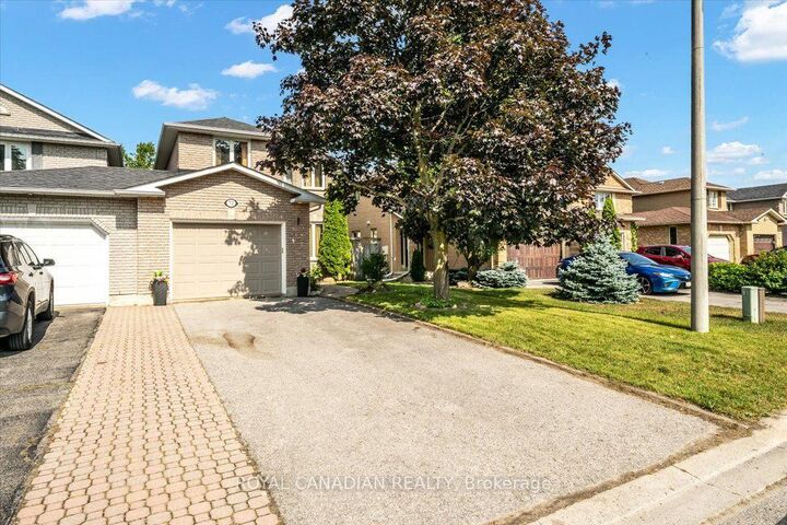 Property Photo: 72 Short Crescent ON L1E 2Z6
