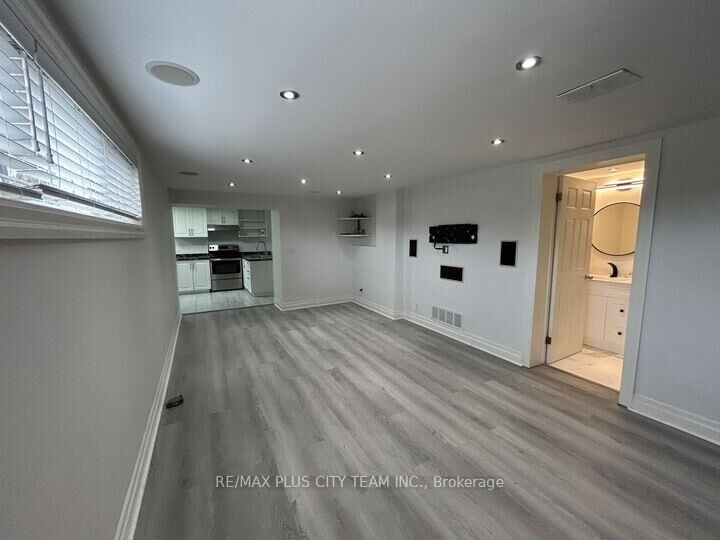 Property Photo:  223 Warden Wilson Avenue Bsmt  ON L1N 5L2 