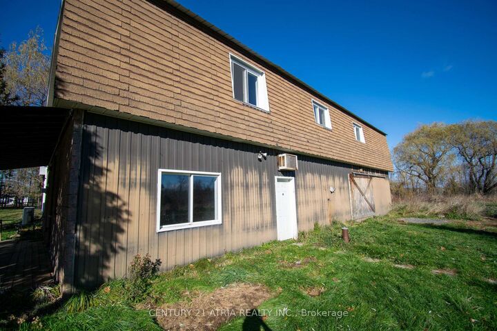Property Photo: 119 Knapp Street ON K0G 1E0