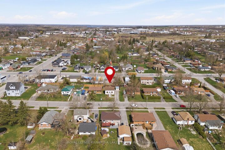 Property Photo: 126 King Street ON K9V 1E3