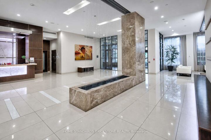 Property Photo:  500 Doris Avenue 2226  ON M2N 0C1 