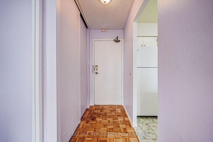 Property Photo: 60 St. Patrick Street 728 ON M5T 2X5