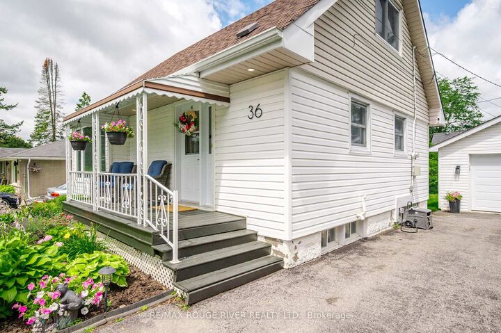 Property Photo:  36 Kawartha Drive  ON K9V 1A5 