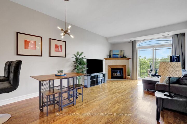 Property Photo: 711 Churchill Avenue N 402 ON K1Z 5G6