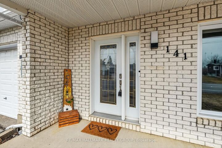 Property Photo: 141 Jessup's Falls Road ON K0B 1L0