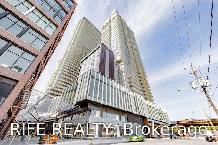 Property Photo: 20 Richardson Street 3411 ON M5A 0S6