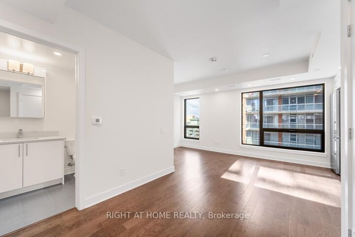 Property Photo:  180 George Street 1403  ON K1N 0G8 