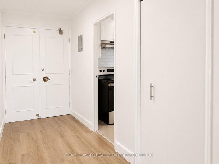 Property Photo:  396 Queens Avenue 506  ON N6B 1X7 