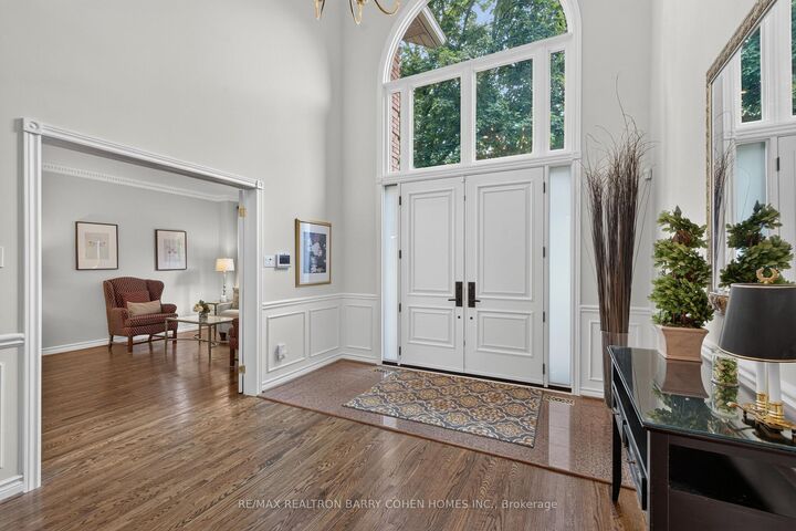 Property Photo: 110 Upper Canada Drive ON M2P 1S4