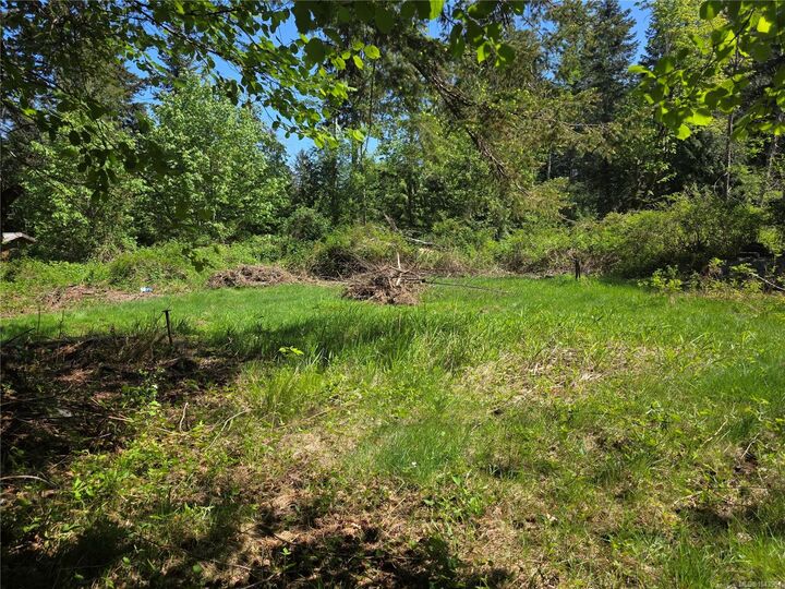 1486 West Rd — photo 1