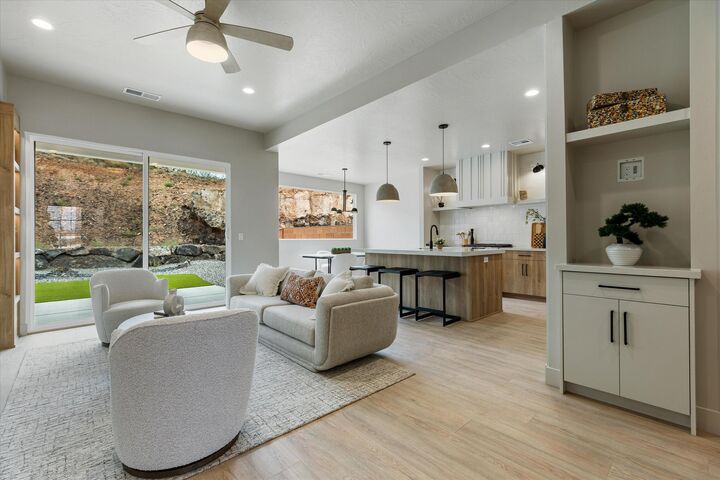 Property Photo:  1626 W 470 N  UT 84737 