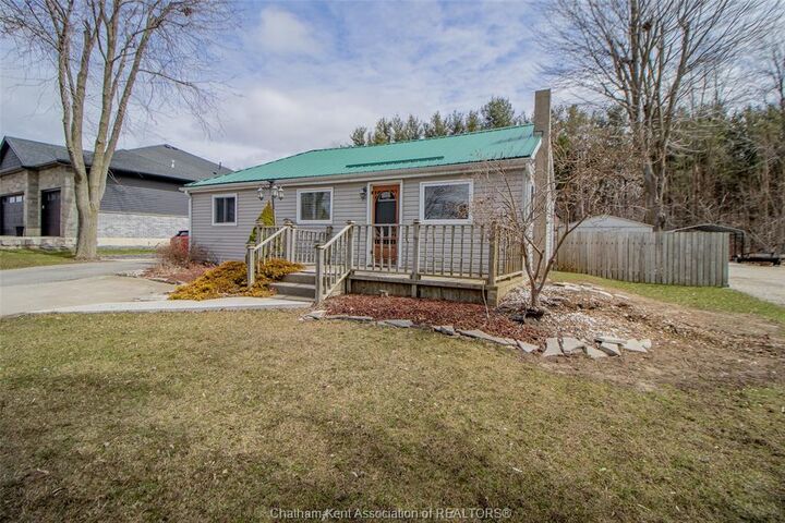 Property Photo: 29909 West Bothwell Road ON N0P 1C0