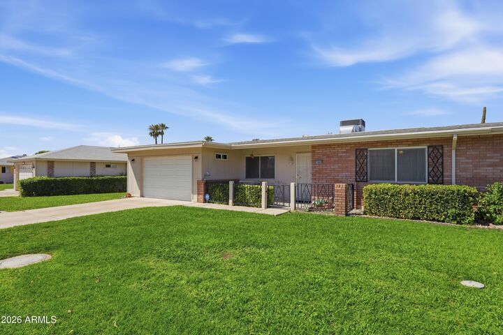 Property Photo: 10869 W Clair Drive AZ 85351