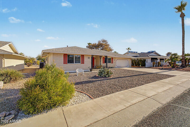 Property Photo: 10509 W Mission Lane AZ 85351