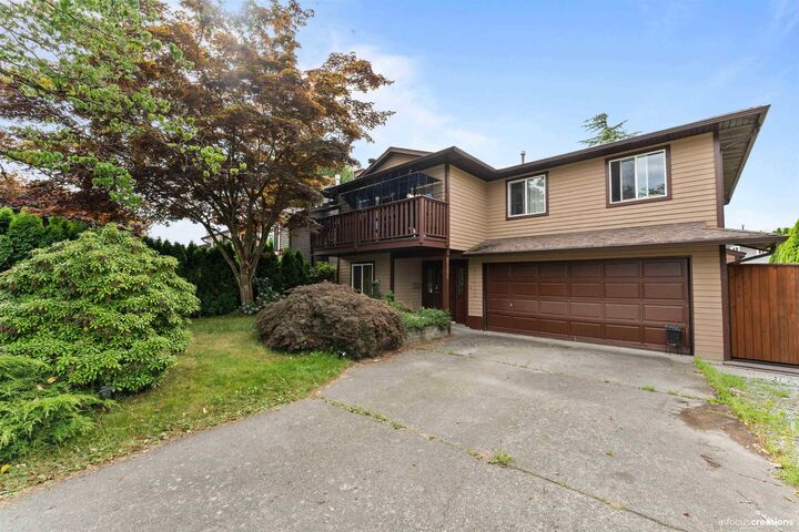 20445 Thorne Avenue — photo 1