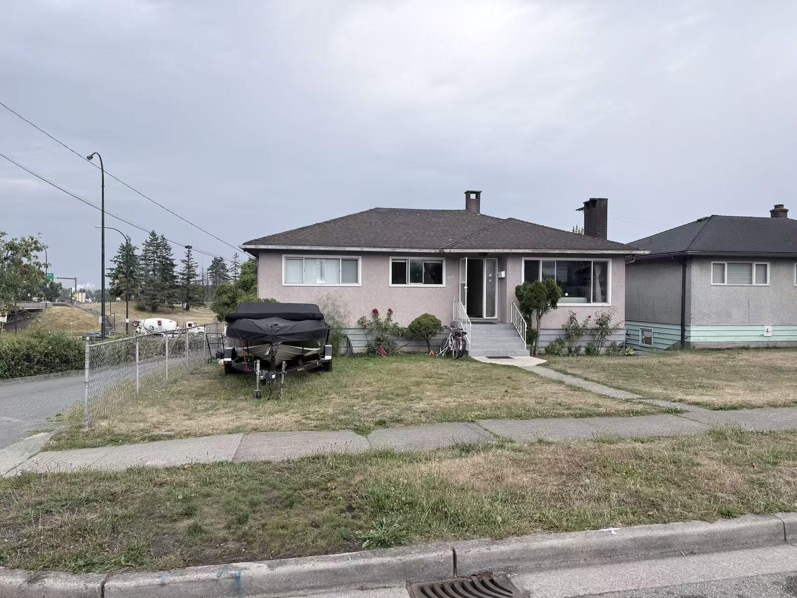 Property Photo: 1372 E 64th Avenue BC V5X 2P1