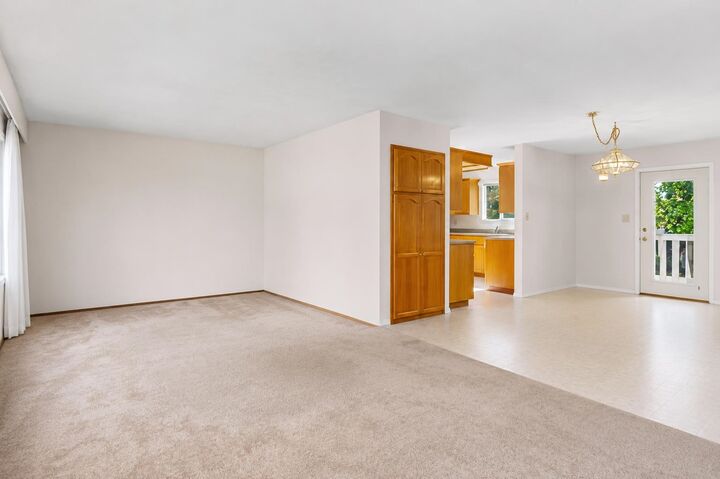 Property Photo: 9835 Angus Drive BC V2P 6A8