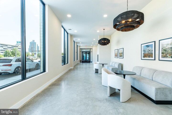 Property Photo: 1130 N Delaware Avenue 721 PA 19125