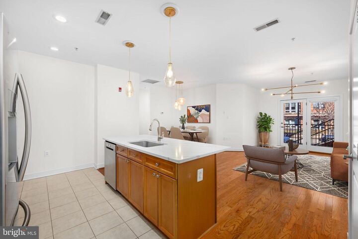 Property Photo: 181 Reed Avenue E 110 VA 22305