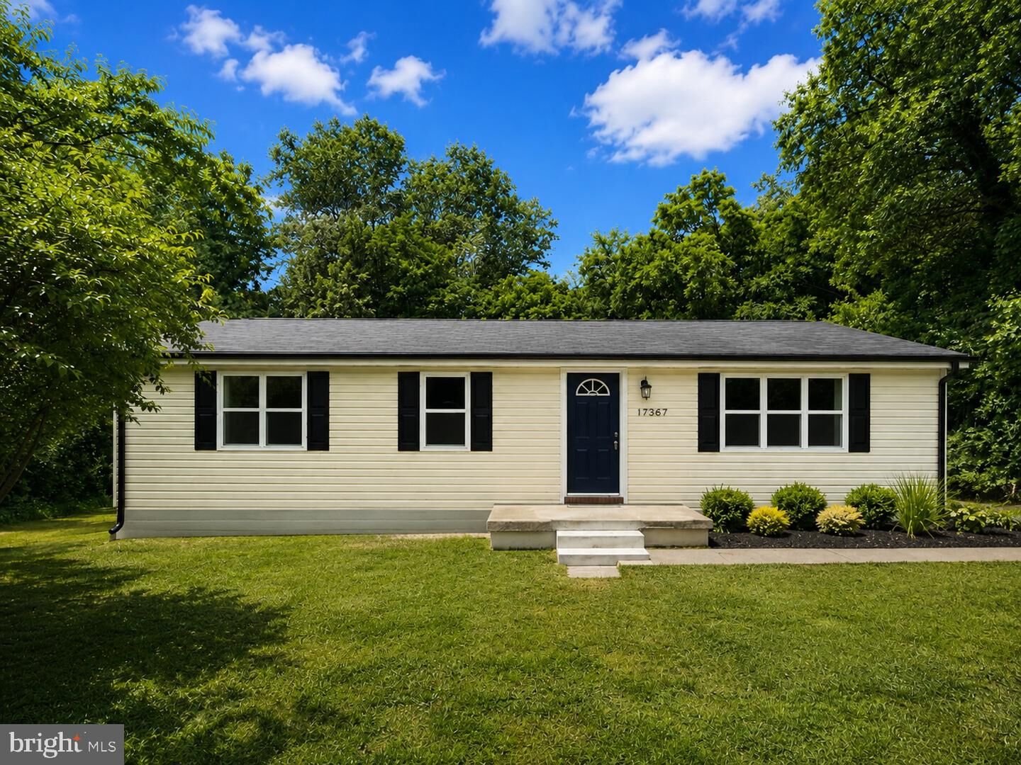 Property Photo:  17367 Mount Zion Church Road  MD 20684 