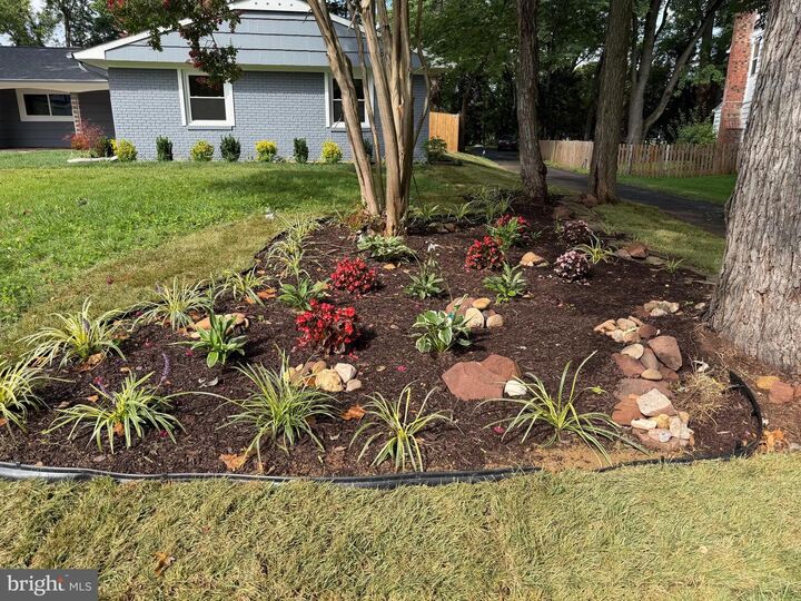 Property Photo: 4140 Point Hollow Ln VA 22033