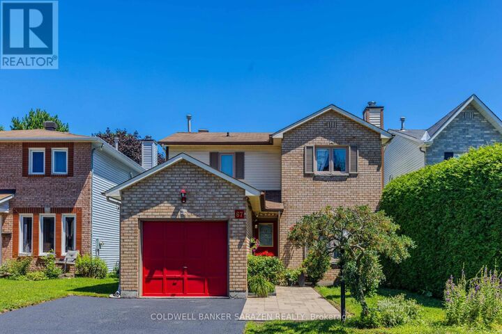 Property Photo:  67 Victor Street  ON K2S 1H8 