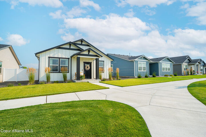Property Photo:  5150 E Antares Ln  ID 83854 