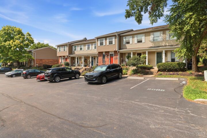 Property Photo:  2890 Millbank Row  OH 45039 