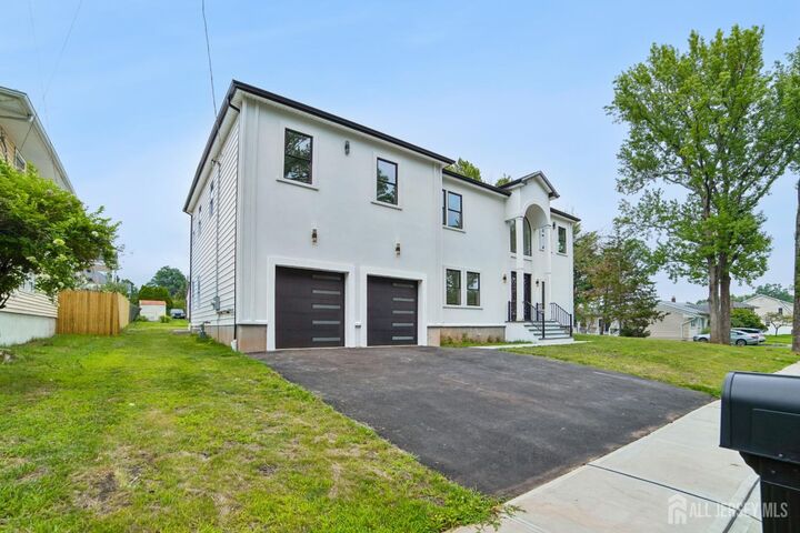 Property Photo:  20 Milton Avenue  NJ 08820 
