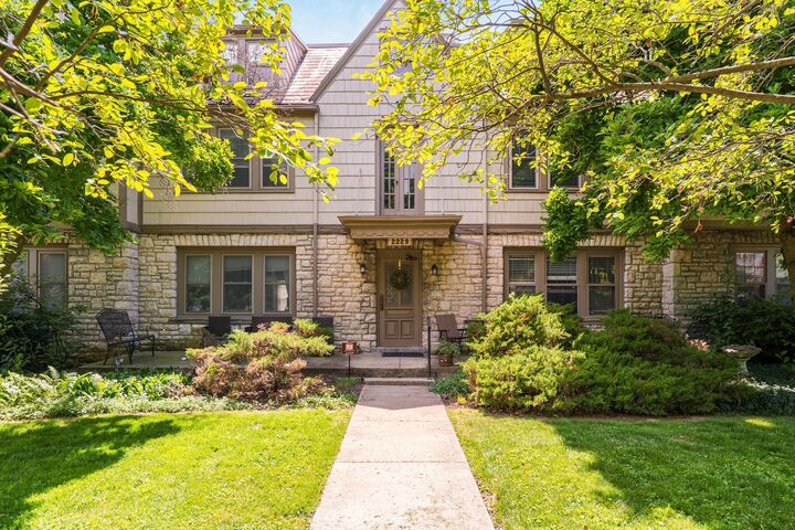 Property Photo:  2229 Coventry Road  OH 43221 