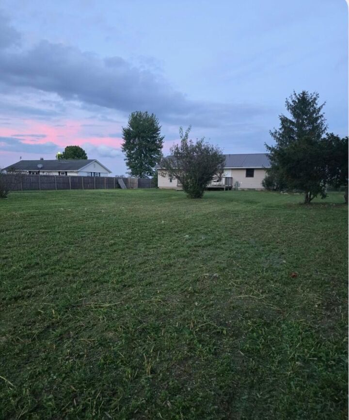 Property Photo:  7725 White Oak NE Road  OH 43106 