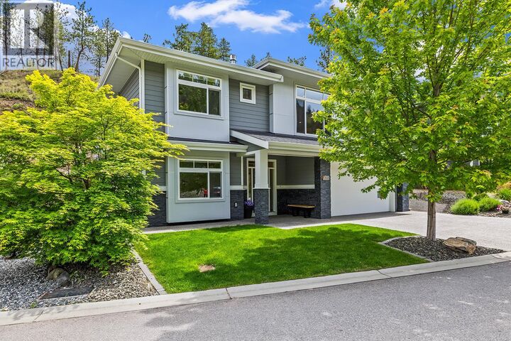 21 Forest Edge Drive — photo 1