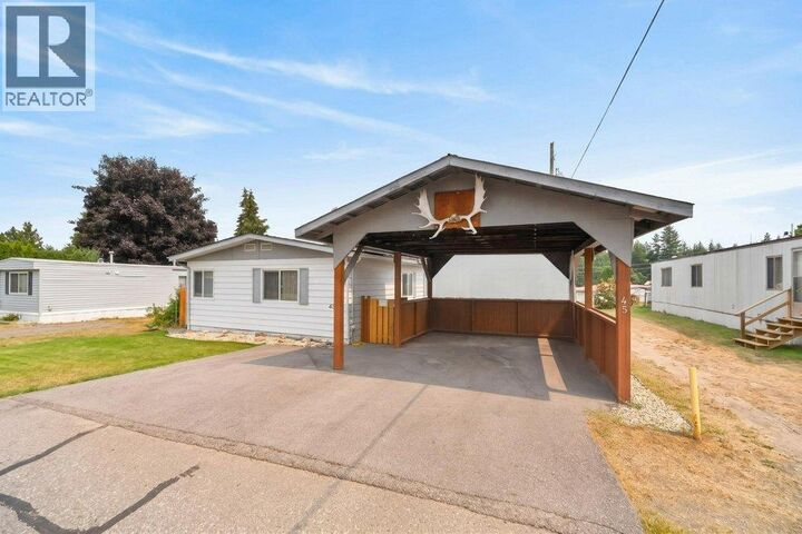 Property Photo:  1361 30 Street Southeast 45  BC V1E 2N4 