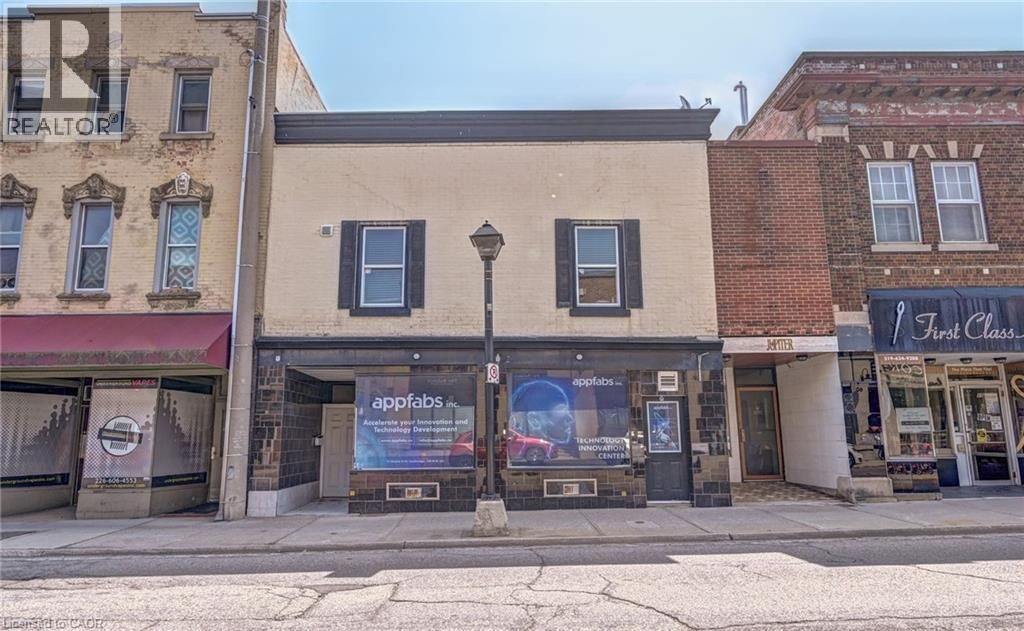 Property Photo:  13 Ainslie Street 3  ON N1R 3J3 