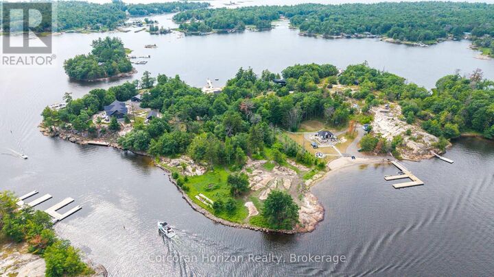 16 Island 810/Royal Island — photo 1