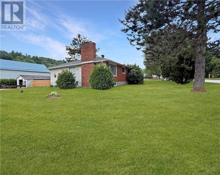 Property Photo:  207 Fraser Avenue  ON P0M 2R0 