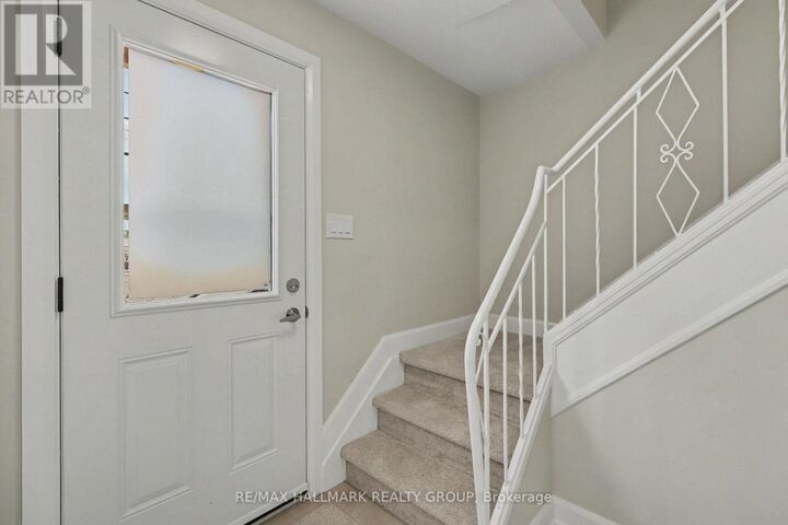 Property Photo:  1202 Byron Avenue 1  ON K2B 6T6 