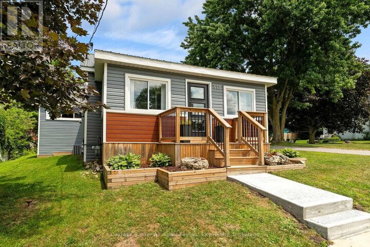 Property Photo: 517 Willoughby Street ON N0G 2H0