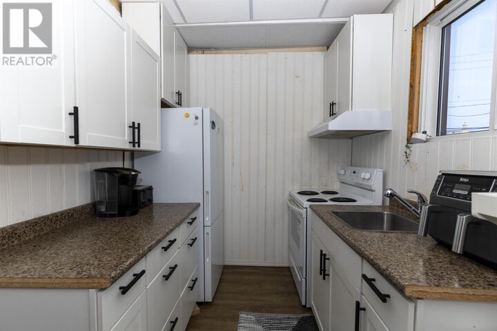 Property Photo:  503 Prince Arthur Blvd  ON P7C 3M5 