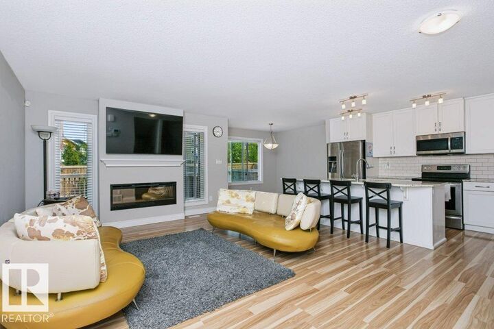 Photo de la propriété: 3496 Weidle Way SW AB T6X 1Z4